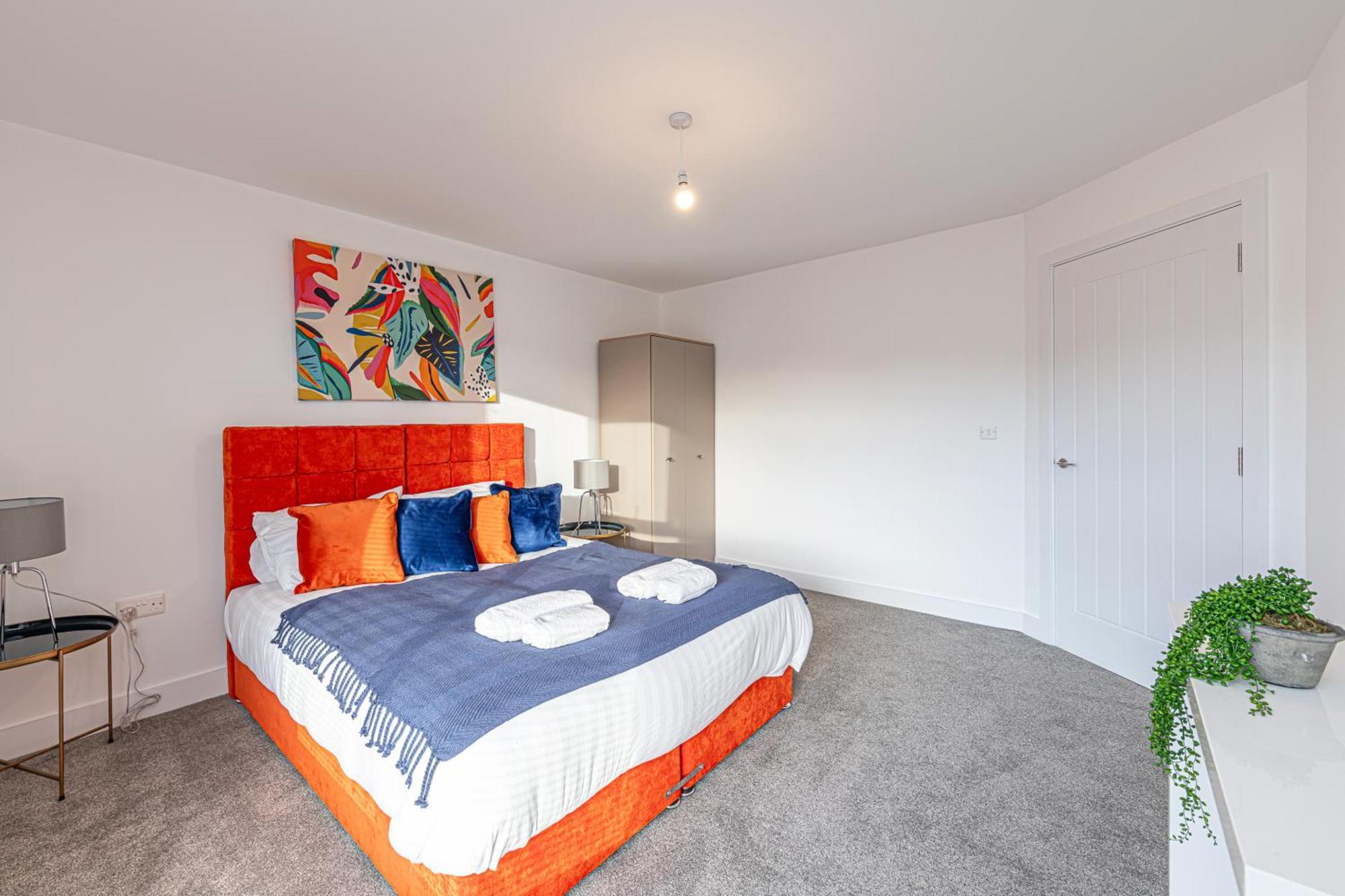 Gospel Heights Luxury Apartments With Parking Heswall Exterior photo