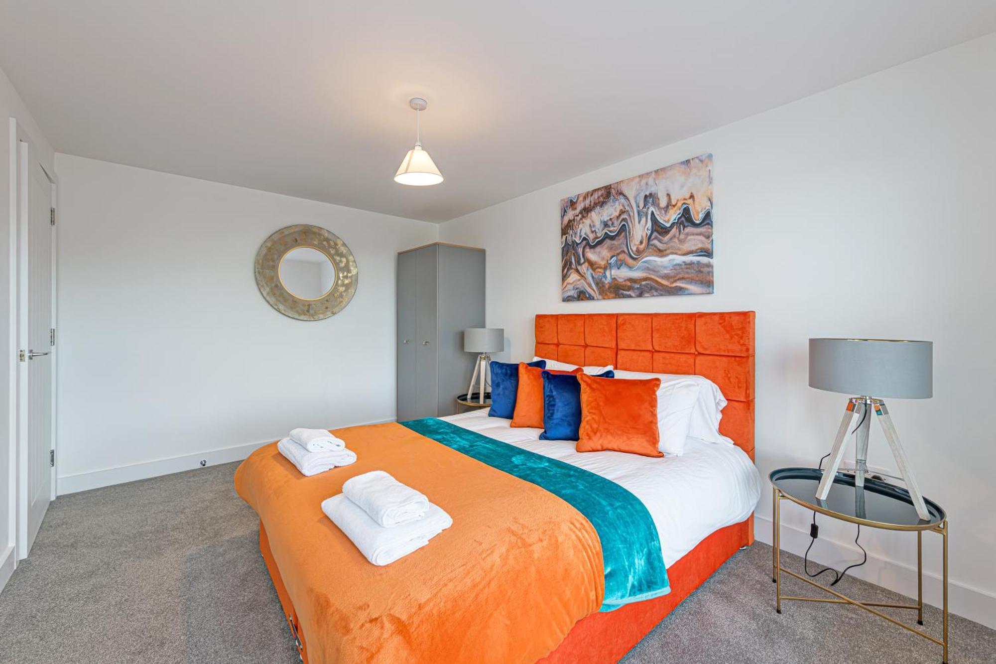 Gospel Heights Luxury Apartments With Parking Heswall Exterior photo